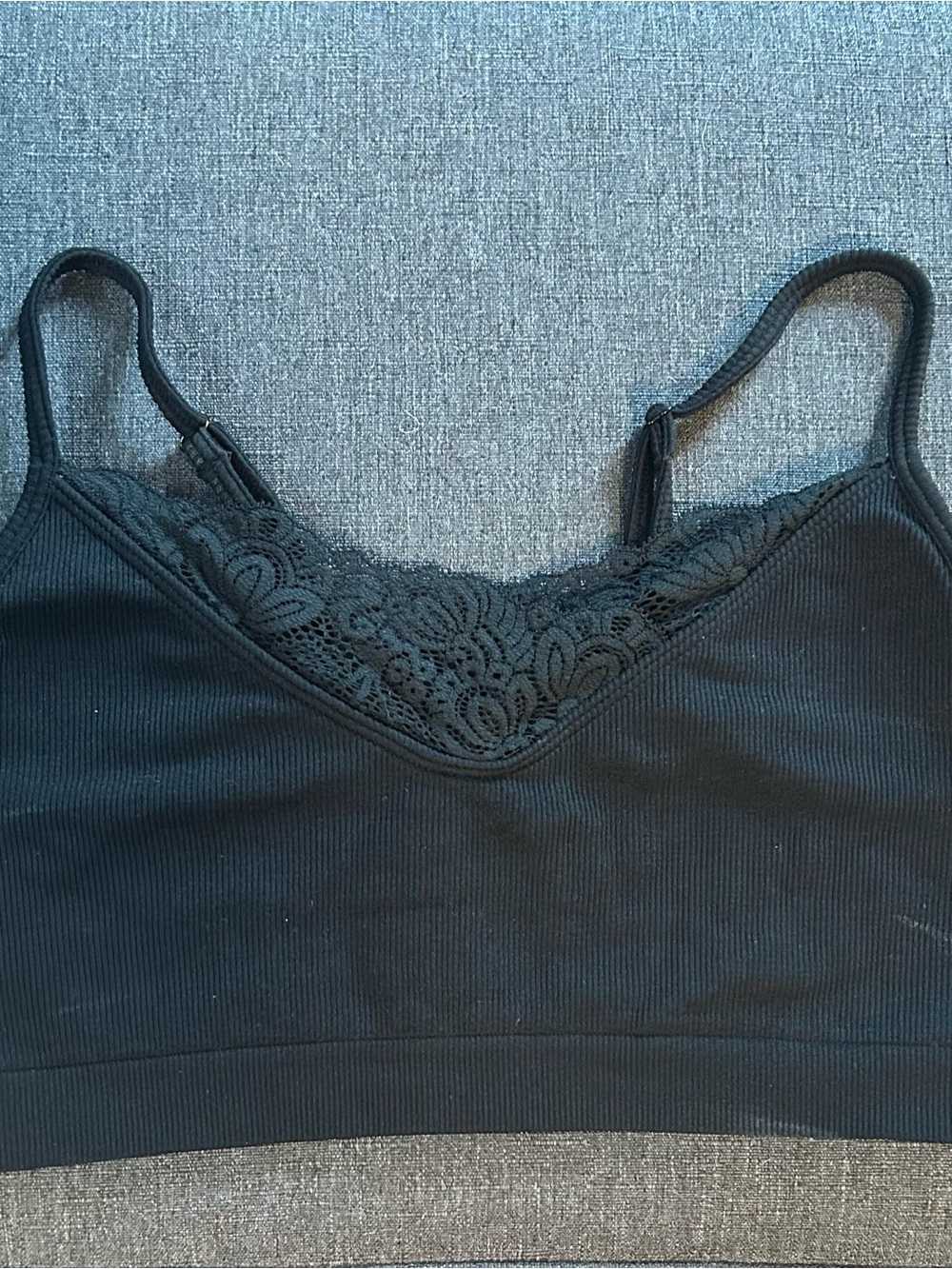 Auden Black Lace-Trim Ribbed Bralette with Adjustable Straps
